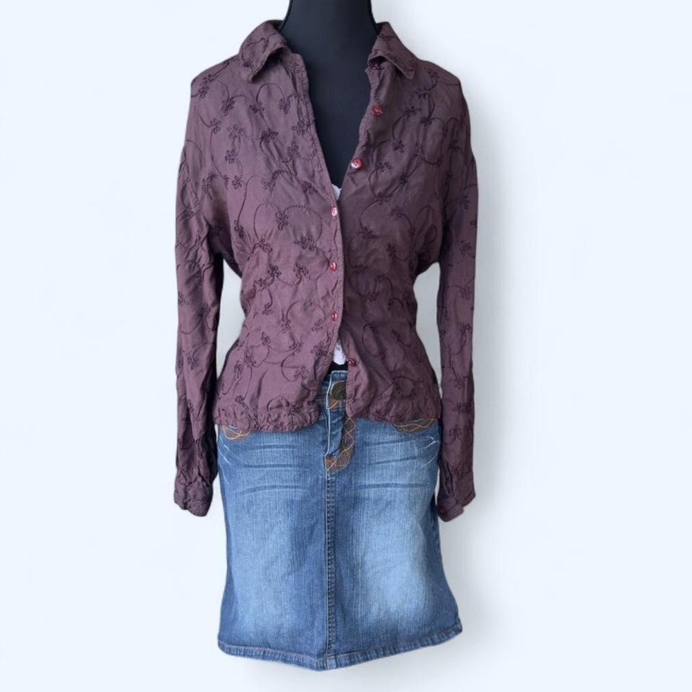 Vintage Aeropostale Y2K Embroidered Button-Up‎ Blouse